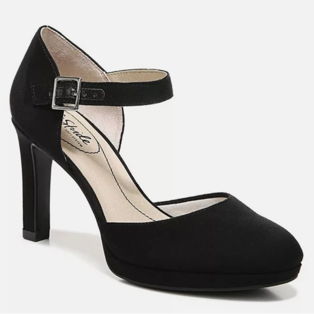 Life stride black heels